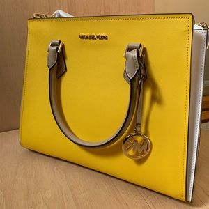 NWT Michael Kors Hope LG Satchel
